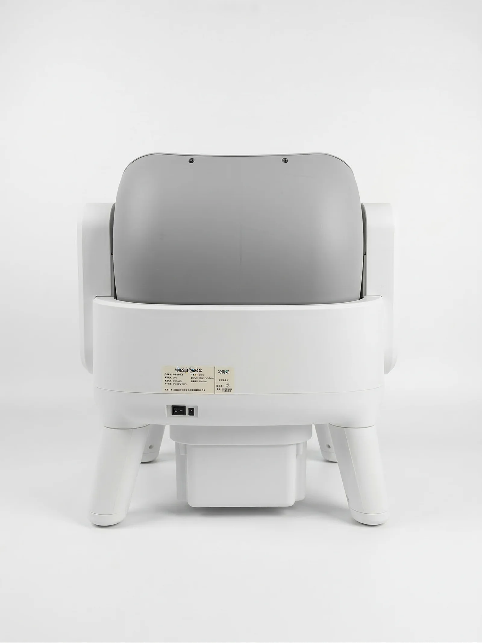 Product hero cat litter box — composition